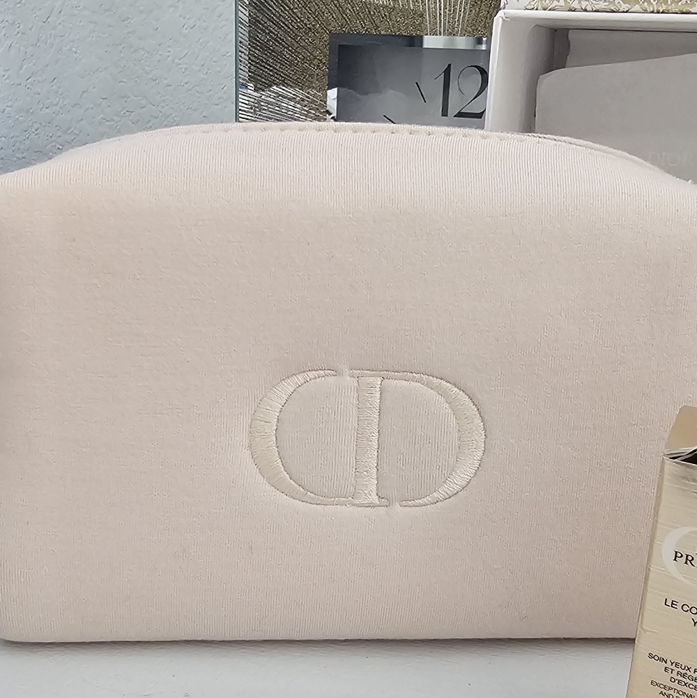 NWOT Christian Dior Skincare Bundle - Picture 2 of 6